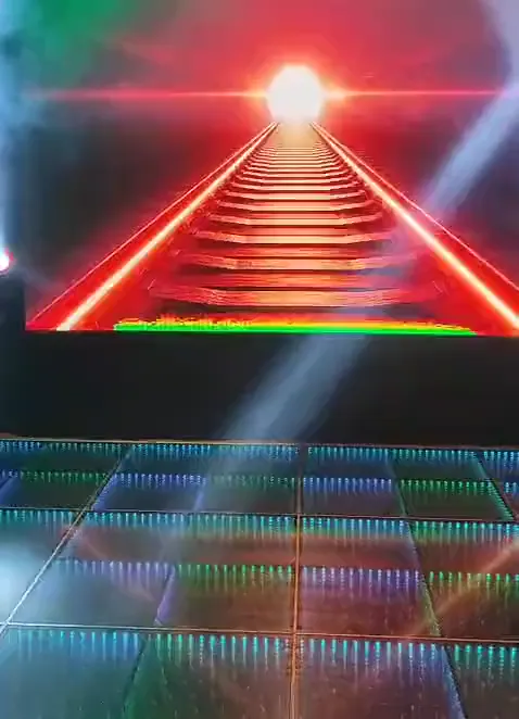 Painel de LED na estrutura Max.Som